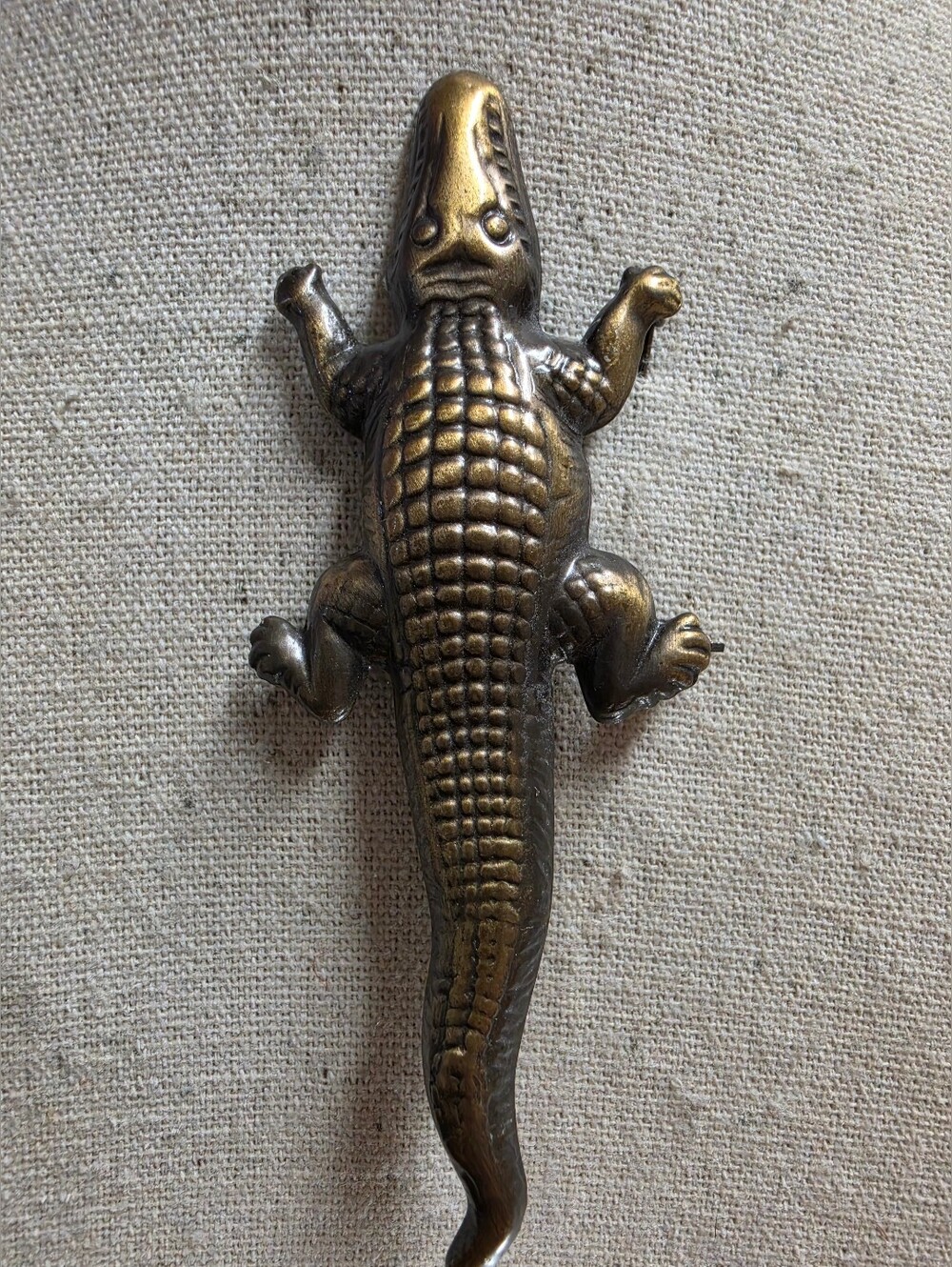 Vintage Lightweight Stamped Brass Alligator Brooch